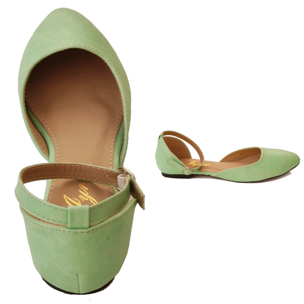 Mint poity closet flat shoes